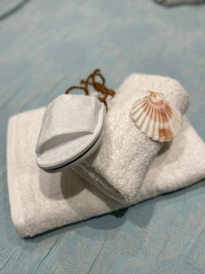 Calliopes By The Sea Boutique Suites Paralia Dionysiou Exterior photo