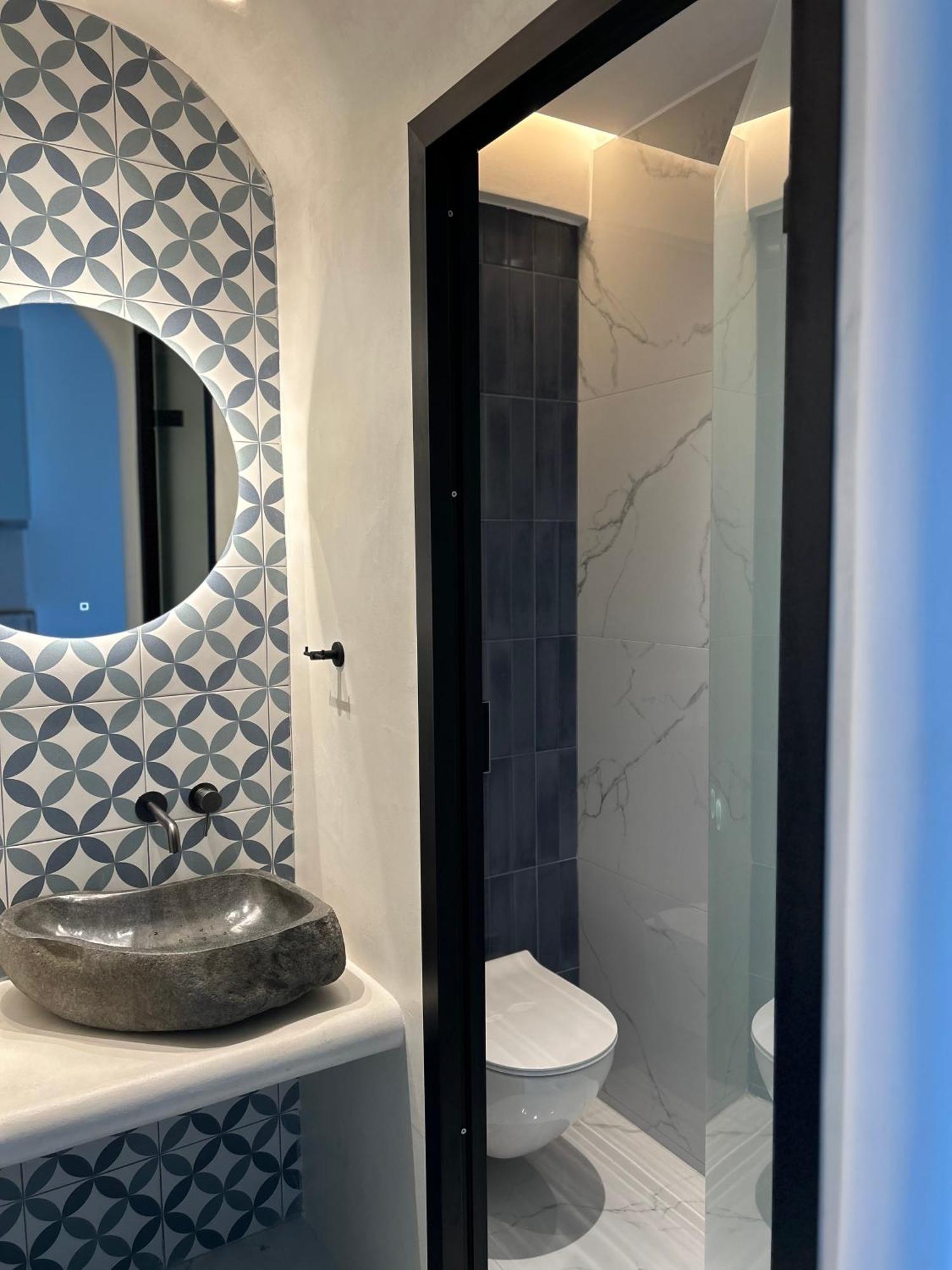 Calliopes By The Sea Boutique Suites Paralia Dionysiou Exterior photo