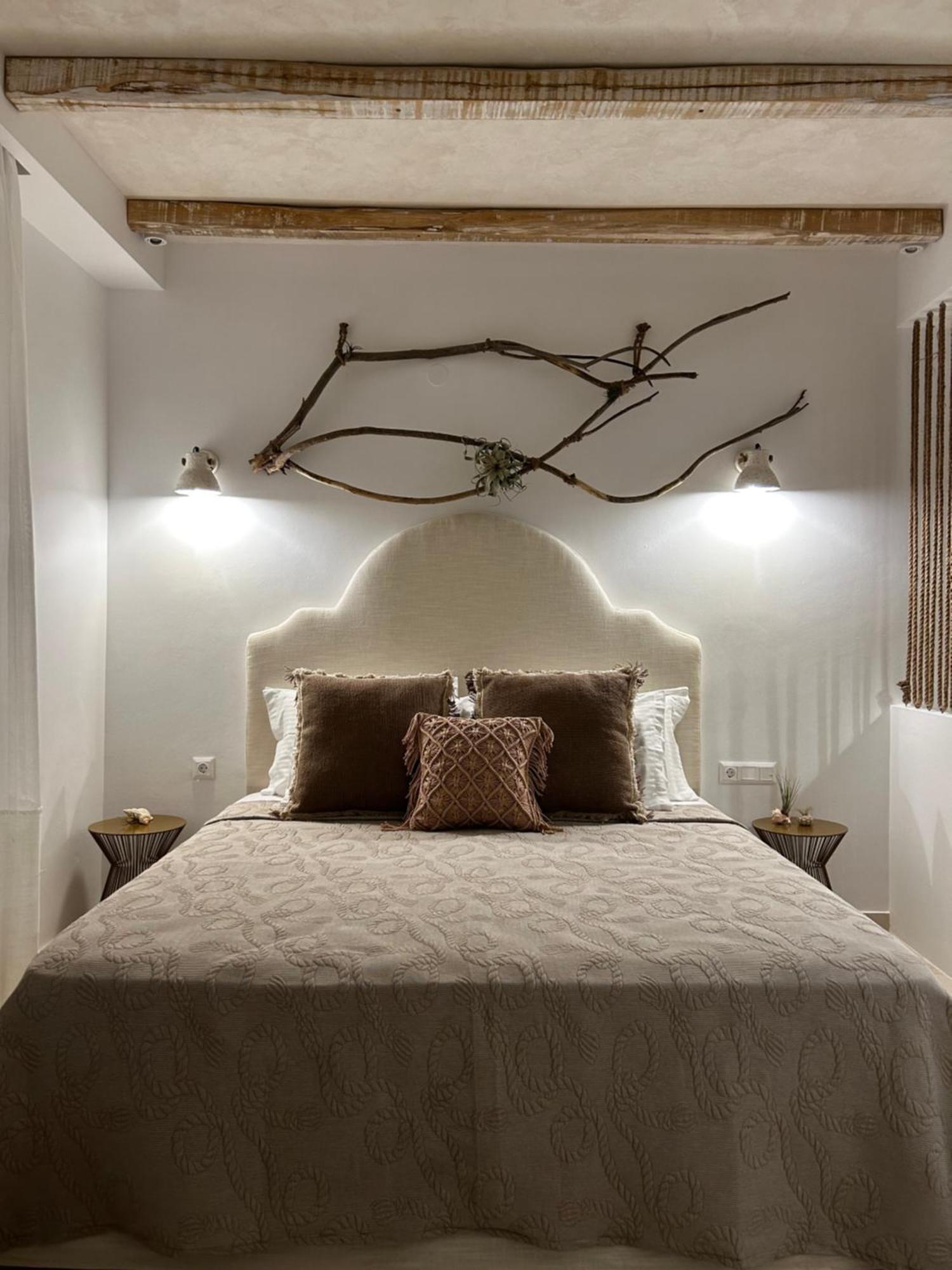 Calliopes By The Sea Boutique Suites Paralia Dionysiou Exterior photo